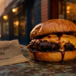 Barlou burger marseille : burger smash maison avec cheddar qui coule